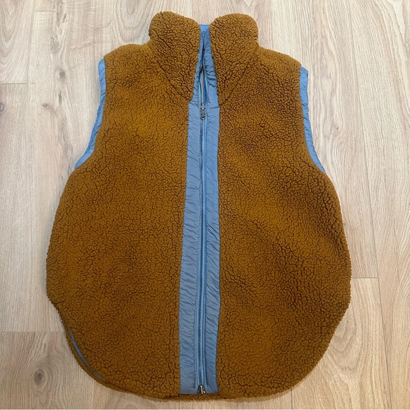 Free People Movement FP Sz S Venture On Reversible Puffer Vest Brown Blue Combo - Picture 2 of 14